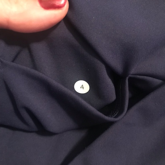 LULULEMON LADIES TIGHTS - Picture 4 of 5